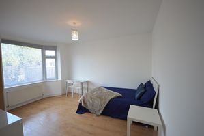 Photo 5- click for photo gallery